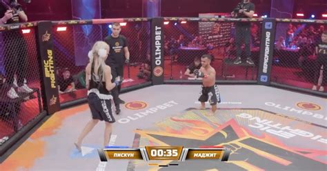 dwarf fights adult star mma